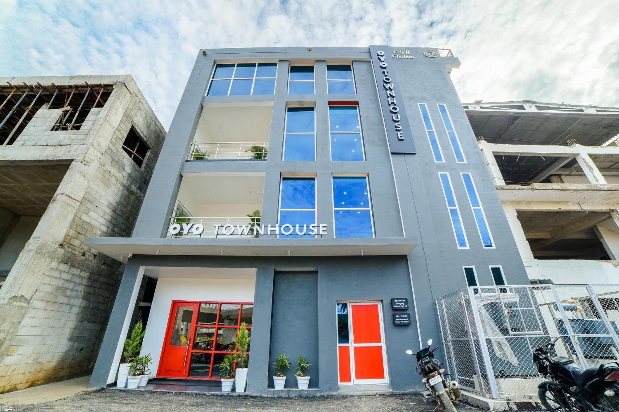Oyo273荷秀大道博姆马纳哈尔利联排别墅 班加罗尔 外观 照片